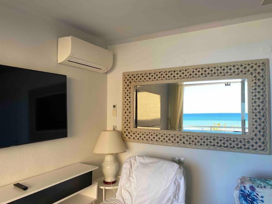 Vacaciones Canet Playa - En Primera Linea Канет-де-Беренгер Экстерьер фото